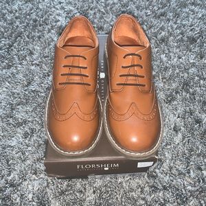 Florsheim Boys' Studio Wing Tip Oxford  size 3Y